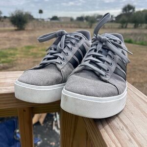 Adidas 4.0 Gray and Black Athletic Shoes